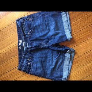 Mid-length denim shorts